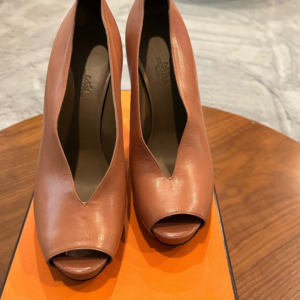 Hermés Peep Toe Leather Designer Shoes